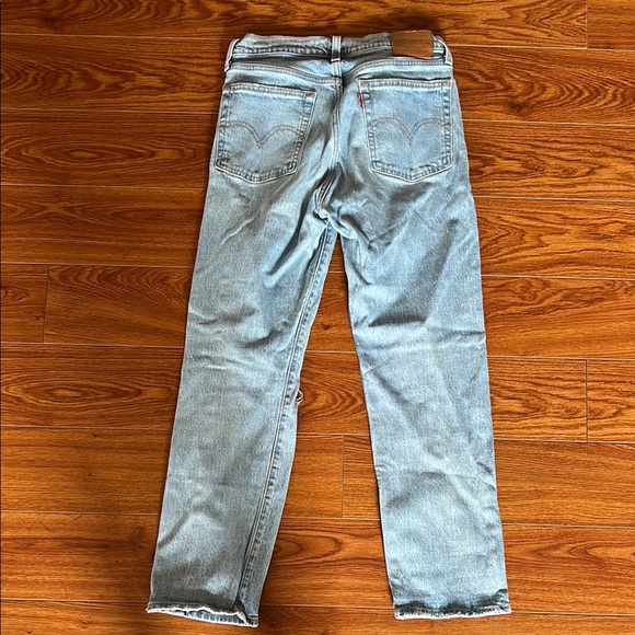 Levi’s Women “Wedgie Straight” Light Blue Distressed Jeans - Picture 8 of 12